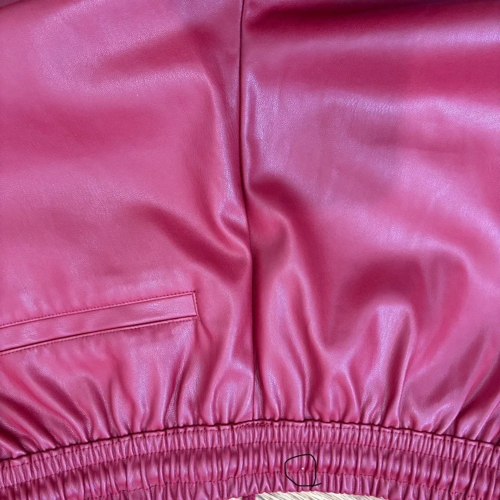 Zara Red High Rise Faux Leather Relaxed Fit pull on Preppy Jogger Pants XS/W26